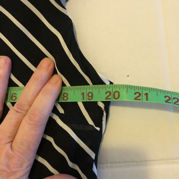 JONES NEW YORK Crossover Top, Black & White Striped, Women’s Size Large - Picture 5 of 7